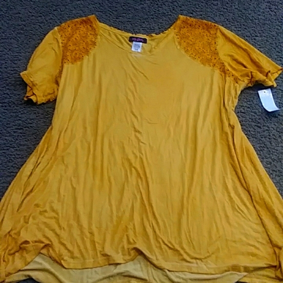 My Gabby Tops - My Gabby tee shirt